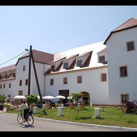 Rittergut Droeschkau Hotel Droschkau Luaran gambar